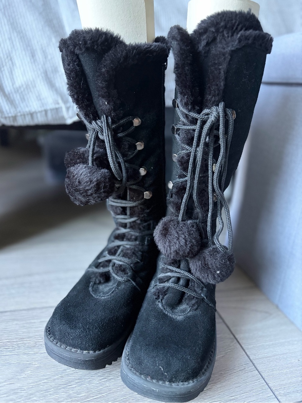 Knee High faux fur lined lace up winter boots